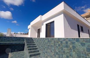 New house with sea views and a swimming pool in Dobra Voda, Bar, Montenegro for 380,000 €