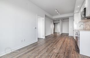 5-bedroom apartment in Lake Shore Boulevard West for C$1,103,000