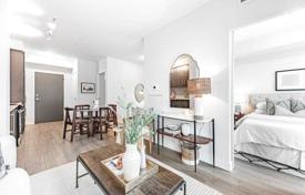 Apartment – Yonge Street, Toronto, Ontario,  Canada for C$988,000