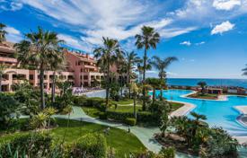 Apartments for sale in Marbella. Magnificent Apartment in Malibu, Puerto Banus, Marbella Apartments for sale in Marbella. Magnificent Apartment in Malibu, Puerto Banus, Marbella