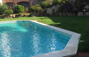 Two-storey townhouse with terraces in a prestigious area, near the beach, Lloret de Mar, Spain for 382,000 €