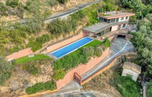 5-bedroom villa 636 m² in Girona for 1,500,000 €