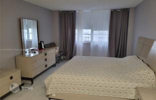 2-bedroom apartments in condo 101 m² in Sunny Isles Beach for $510,000
