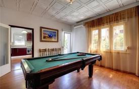 House A beautiful house with a swimming pool in Banjole for 700,000 €