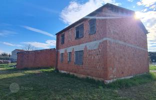 4-room house 109 m² in Pomer for 300,000 €
