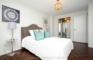 6-bedroom apartment in North York for C$699,000