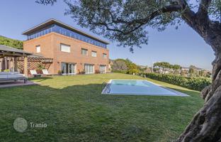 6-bedroom villa 1,227 m² in Barcelona for 6,900,000 €