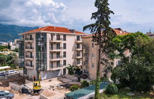 2-bedroom apartment 95 m² in Becici for 360,000 €