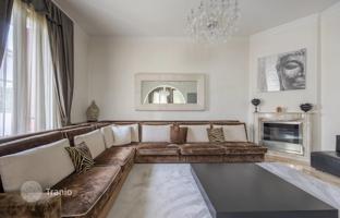Villa in Viareggio for 1,600,000 €
