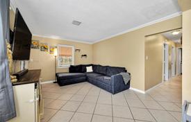 Townhome – Fort Lauderdale, Florida, USA for $450,000