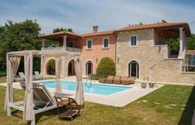 Beautiful villa with a swimming pool, Rovinj, Croatia for 750,000 €