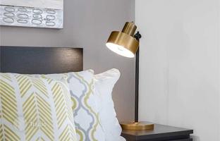 8-bedroom house in Etobicoke for C$2,579,000