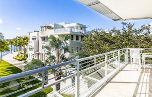 3-bedroom apartments in condo 223 m² in Miami Beach for $3,450,000