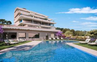 2-bedroom apartment 92 m² in Estepona for 434,000 €