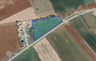 Land plot 7,358 m² in Alaminos for 650,000 €