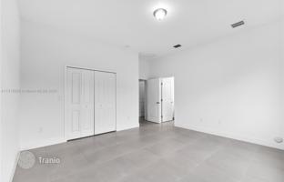 5-bedroom house 207 m² in Miami for $1,199,000