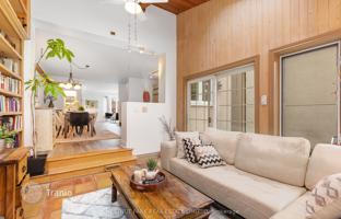 7-bedroom townhouse in Old Toronto for C$2,525,000