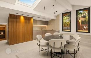 Renovated duplex apartment in the center of Saint-Jean-Cap-Ferrat, Côte d'Azur, France for 1,780,000 €