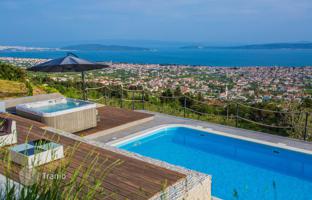 4-bedroom villa 320 m² in Split for 1,350,000 €