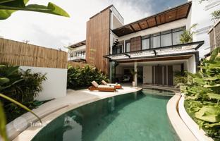 New two-storey villas with a unique design in the center of Canggu, Badung, Indonesia for $825,000