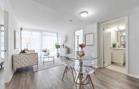 Apartment – Grenville Street, Old Toronto, Toronto,  Ontario,   Canada for C$1,074,000