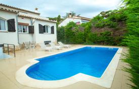 Spacious two-storey villa with a swimming pool at 500 meters from the beaches, Castel Playa de Aro, Spain for 4,200 € per week