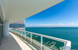 Cosy flat with ocean views in a residence on the first line of the beach, Miami, Florida, USA for $1,985,000