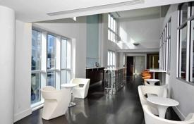 Apartment – York Street, Old Toronto, Toronto,  Ontario,   Canada for C$856,000