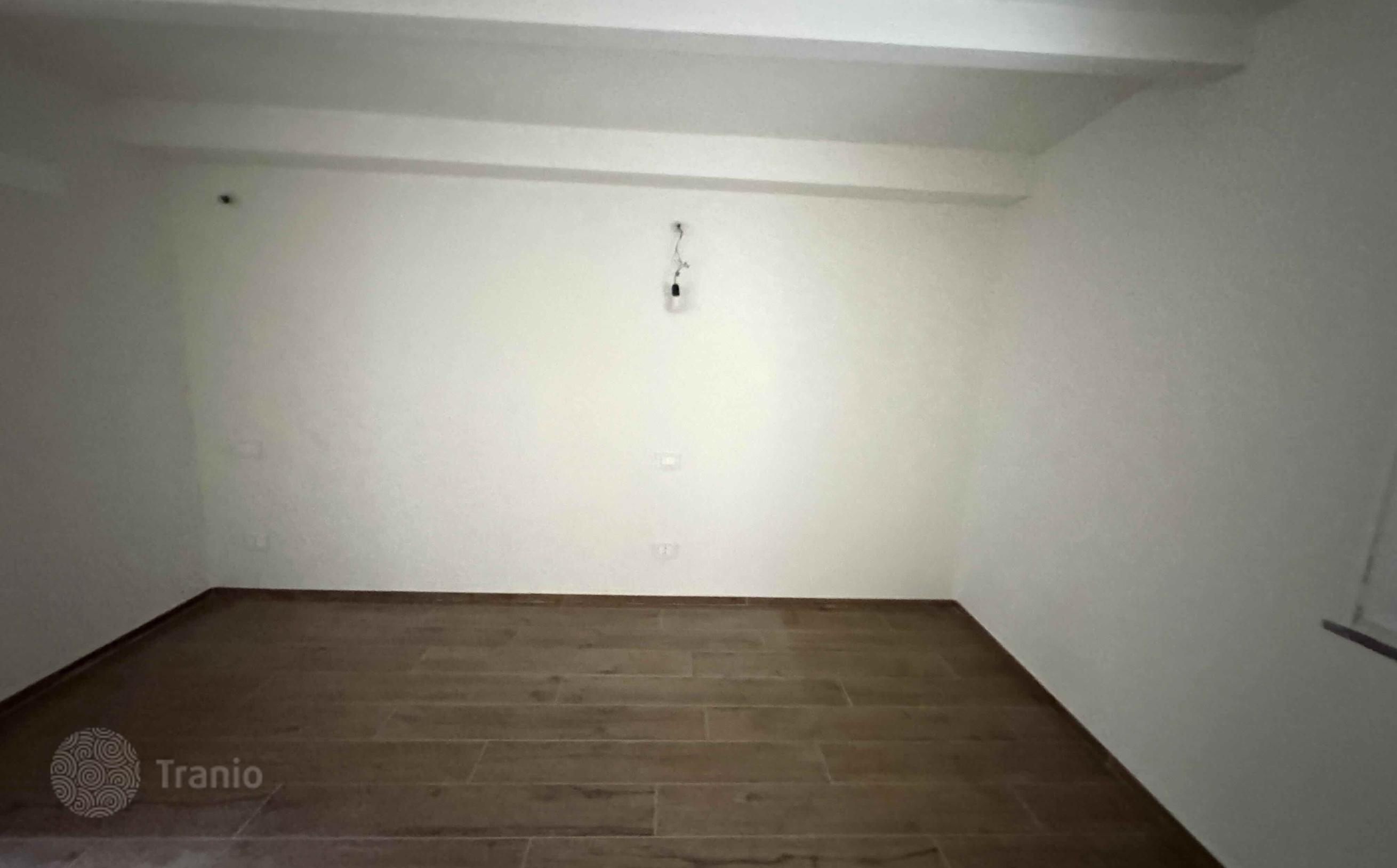 1-Bedroom Apartment in Milan for Sale, 60 m², 360,000 €, ID2499298 — Tranio