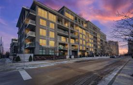 Apartment – North York, Toronto, Ontario,  Canada for C$886,000