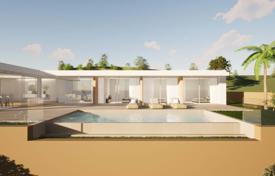 3 bedrooms; 4 bathrooms; Pool; Garden; Garage for 1,300,000 €