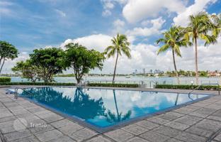 1-bedroom penthouse 80 m² in Island Avenue for 709,000 €