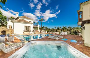 16-bedroom villa 1,337 m² in Benahavis for 13,950,000 €