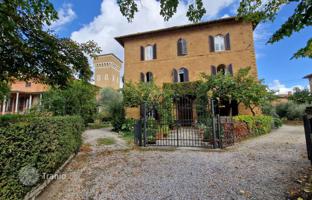 4-bedroom villa 260 m² in Pienza for 850,000 €