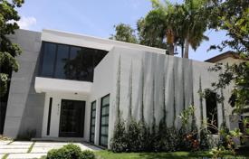 Villa – Miami, Florida, USA for $2,100,000