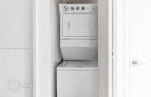 2-bedroom apartments in condo 141 m² in Miami for $875,000