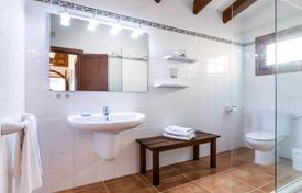 Villa – Menorca, Balearic Islands, Spain for 4,800 € per week