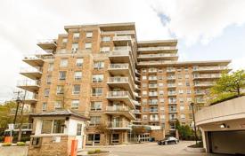 Apartment – Etobicoke, Toronto, Ontario,  Canada for C$840,000