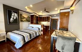 Apartment – Pattaya, Chonburi, Thailand for $206,000