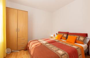 11-bedroom house 398 m² in Sveti Filip i Jakov for 750,000 €