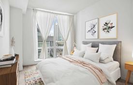 Apartment – Fleet Street, Old Toronto, Toronto,  Ontario,   Canada for C$843,000