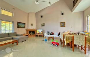 Three-storey furnished house within walking distance from the beach, Loutraki, Peloponnese, Greece for 260,000 €
