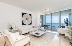 Comfortable apartment with ocean views in a residence on the first line of the embankment, Sunny Isles Beach, Florida, USA for $1,985,000
