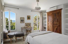 Villa – Mougins, Côte d'Azur (French Riviera), France for 2,950,000 €