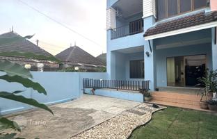 3-bedroom house 280 m² in Si Sunthon for $160,000