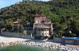 Villa – Savona, Liguria, Italy for 3,300,000 €