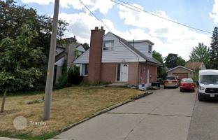3-bedroom house in Etobicoke for C$1,068,000
