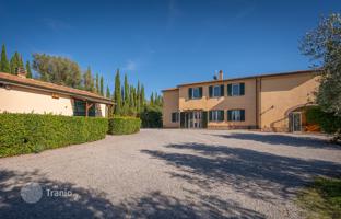 Farm 292,270 m² in Manciano for 4,500,000 €