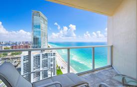 Bright apartment with ocean views in a residence on the first line of the beach, Sunny Isles Beach, Florida, USA for $850,000
