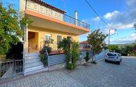Three-level cottage with sea views in Peloponnese, Greece for 200,000 €